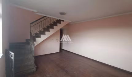Vendo cobertura em Itaúna com 02 pavimentos em ótima localização