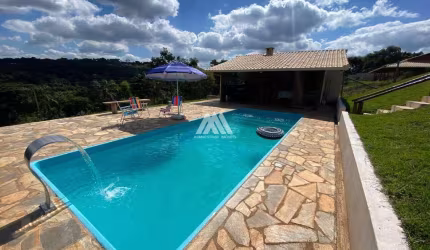 Vendo chácara em Itatiaiuçu de 1000m² com excelente localização.