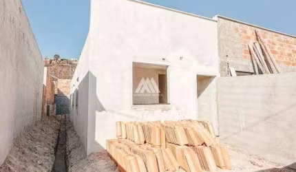 Vendo casa em Itaúna em fase de acabamento em bairro novo!