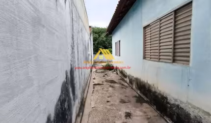 Casa para Venda em Araçoiaba da Serra, Jd Flora, 3 dormitórios, 1 suíte, 2 banheiros, 2 vagas