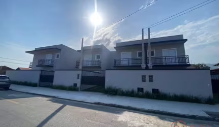 Sobrado com 2 dormitórios à venda, 90 m² por R$ 560.000,00 - Centro - Bertioga/SP
