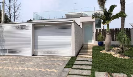 Sobrado com 4 dormitórios à venda, 370 m² por R$ 3.500.000,00 - Morada da Praia - Bertioga/SP