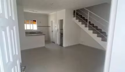 Sobrado com 2 suítes à venda, 75 m² por R$ 420.000 - Jardim Rafael - Bertioga/SP
