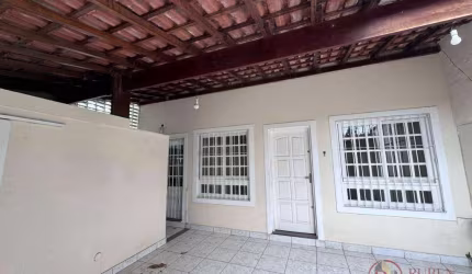 Sobrado com 2 dormitórios à venda, 119 m² por R$ 499.000,00 - Centro - Bertioga/SP