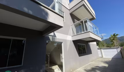 Apartamento com 2 quartos para alugar no Estrada das Areias, Indaial , 73 m2 por R$ 1.300