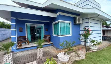 Casa com 3 quartos à venda no Carijós, Indaial , 254 m2 por R$ 970.000