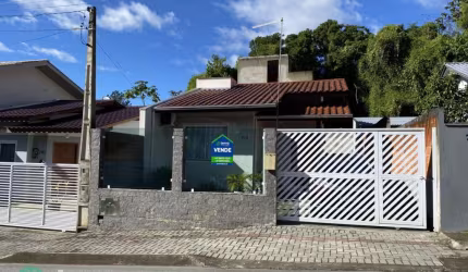 Casa com 3 quartos à venda em Benedito, Indaial , 149 m2 por R$ 635.000