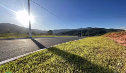 Terreno comercial à venda no Arapongas, Indaial  por R$ 139.900