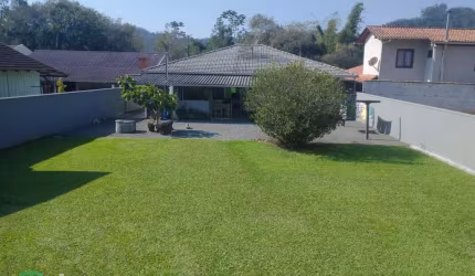 Casa com 3 quartos à venda no Estrada das Areias, Indaial , 180 m2 por R$ 850.000