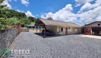 Casa com 3 quartos à venda no Encano, Indaial , 140 m2 por R$ 450.000