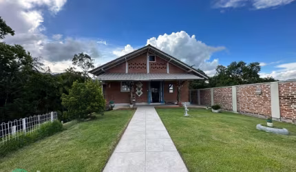 Casa com 2 quartos à venda no Divinéia, Rio dos Cedros , 110 m2 por R$ 430.000