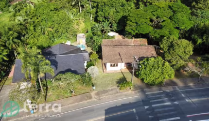Casa à venda no Estrada das Areias, Indaial  por R$ 1.200.000