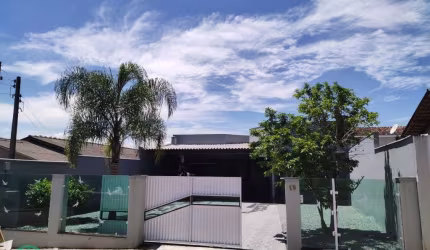 Casa com 4 quartos à venda no Estados, Indaial , 200 m2 por R$ 450.000