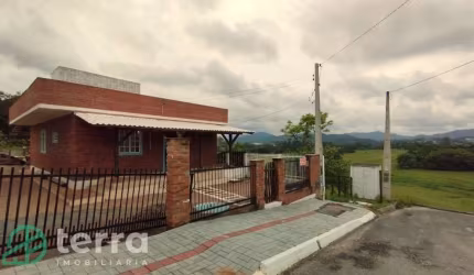Casa com 2 quartos à venda no Arapongas, Indaial , 137 m2 por R$ 395.000