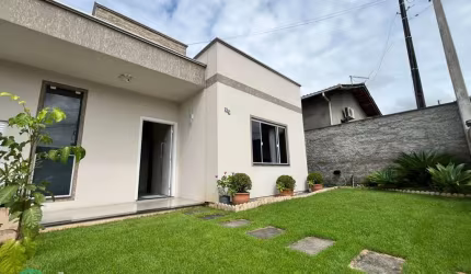 Casa com 2 quartos à venda no Tapajós, Indaial , 133 m2 por R$ 600.000
