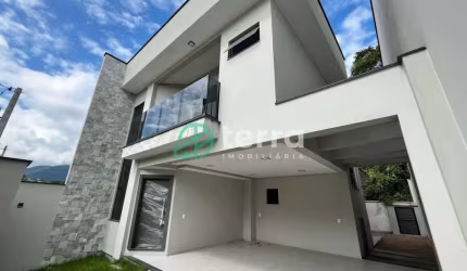 Casa com 3 quartos à venda no Estrada das Areias, Indaial , 136 m2 por R$ 750.000