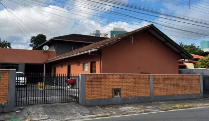 Casa com 9 quartos à venda no Nações, Indaial , 160 m2 por R$ 660.000