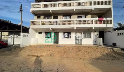 Apartamento com 2 quartos para alugar no Tapajós, Indaial , 40 m2 por R$ 900