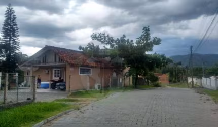 Casa com 3 quartos à venda no Estrada das Areias, Indaial  por R$ 530.000