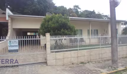 Casa com 3 quartos à venda no Carijós, Indaial , 304 m2 por R$ 680.000