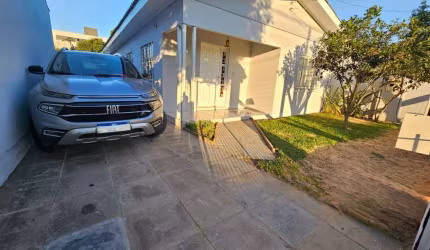 Casa para Venda em Gravataí, Bom Princípio, 4 dormitórios, 1 suíte, 3 banheiros, 4 vagas