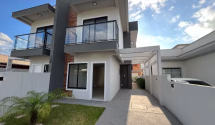Sobrado com 2 dormitórios sendo 2 suítes, 99 m² por R$ 550.000,00 - Forquilhas - São José/SC