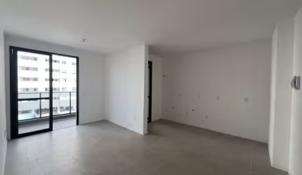 Apartamento NOVO, pronto para morar, com face oeste no terceiro no bairro Areias, São José/SC.