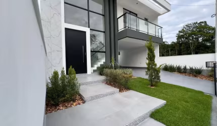 Casa com 4 dormitórios à venda, 190 m² por R$ 1.080.000,00 - Forquilhas - São José/SC
