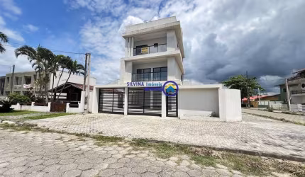 EXECELENTE TRIPLEX DE ESQUINA  QUADRA MAR