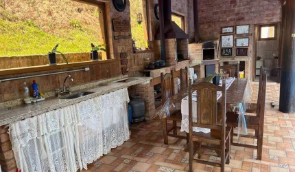 Chácara com 3 dormitórios à venda, 2500 m² por R$ 850.000,00 - Ponte Alta - Guararema/SP
