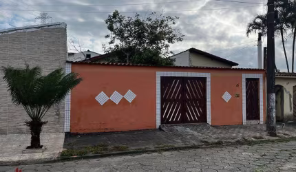 Casa com 3 dormitórios à venda, 140 m² por R$ 414.000,00 - Jardim Itaóca - Mongaguá/SP