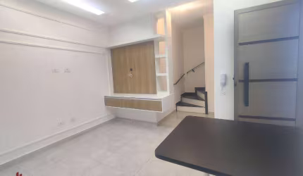 Sobrado com 2 dormitórios à venda, 50 m² por R$ 350.000,00 - Maracanã - Praia Grande/SP