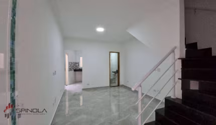 Sobrado com 2 dormitórios à venda, 63 m² por R$ 300.000,00 - Jardim Imperador - Praia Grande/SP