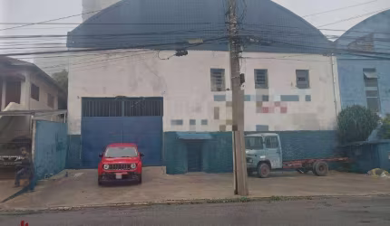 Galpão à venda, 685 m² por R$ 2.800.000,00 - Vila Togni - Poços de Caldas/MG