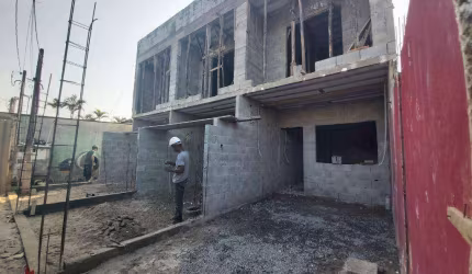 Sobrado com 2 dormitórios à venda, 76 m² por R$ 360.000,00 - Vila Caiçara - Praia Grande/SP