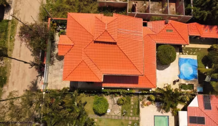 Casa Duplex para Venda em Cabo Frio, Long Beach (Tamoios), 5 dormitórios, 2 banheiros, 1 vaga