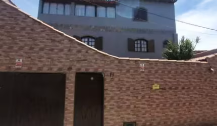 Casa para Venda em Cabo Frio, Unamar (Tamoios), 4 dormitórios, 2 suítes, 4 banheiros, 3 vagas
