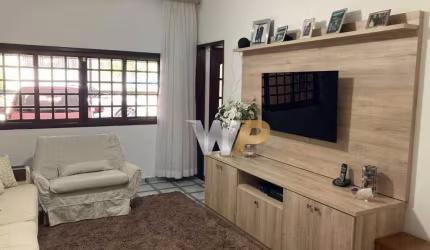 Sobrado com 4 dormitórios à venda, 228 m² por R$ 750.000 - Piraporinha - Diadema/SP