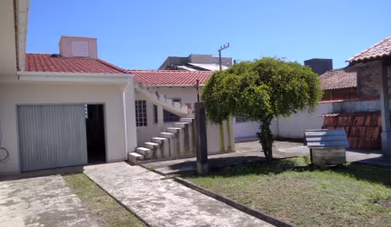 Ótima localização – Casa com 3 dormitórios – Recife – Tubarão