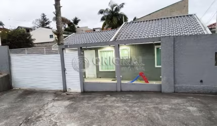 Casa Residencial com 3 quartos  para alugar, 80.00 m2 por R$2400.00  - Atuba - Curitiba/PR