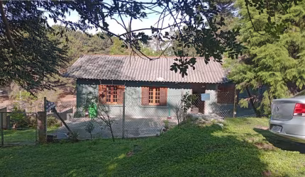 Casa à venda no bairro Vila Itaqui - Campo Largo/PR