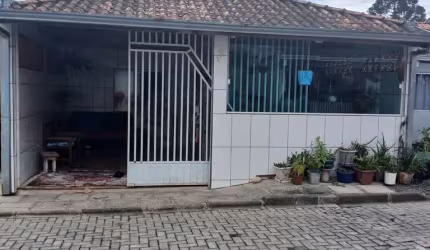 Casa em Condomínio em Bom Jesus, Campo Largo/PR