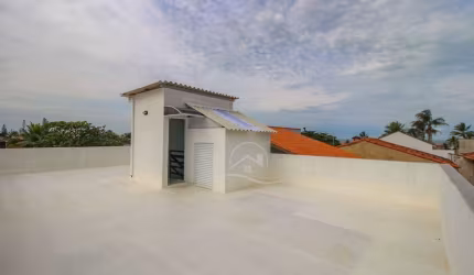 Casa Sobrado à venda , 5 quarto(s),  sendo 1 suíte(s)  no bairro Sambura, 100 metros da praia, Peruíbe-SP