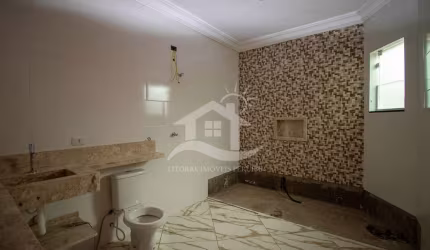 Casa Térrea à venda , 3 quarto(s),  sendo 1 suíte(s)  no bairro Flora Rica, 2 metros da praia, Peruíbe-SP