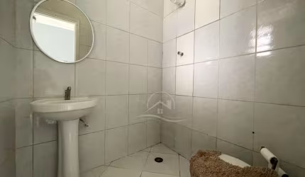 Casa Sobrado à venda com piscina, 3 quarto(s),  sendo 3 suíte(s)  no bairro Centro, 0 metros da praia, Peruíbe-SP
