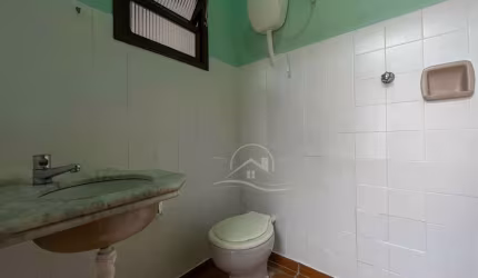 Casa Térrea com Edícula à venda , 3 quarto(s),  sendo 1 suíte(s)  no bairro Josedy, 250 metros da praia, Peruíbe-SP