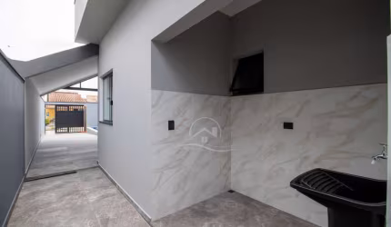 Casa Térrea à venda com piscina, 2 quarto(s),  sendo 1 suíte(s)  no bairro Park DAville, 2000 metros da praia, Peruíbe-SP