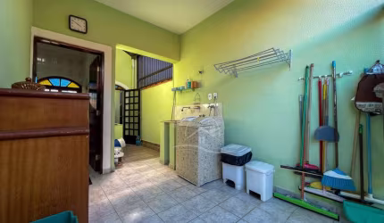 Casa Térrea à venda , 3 quarto(s),  sendo 1 suíte(s)  no bairro Stella Maris, 680 metros da praia, Peruíbe-SP