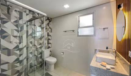 Apartamento Amplo à venda , 3 quarto(s),  sendo 1 suíte(s) (Edifício Bandeirantes) no bairro Centro, 200 metros da praia, Peruíbe-SP