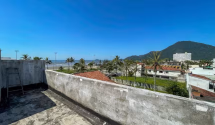 Apartamento Alto à venda , 2 quarto(s),  sendo 1 suíte(s) (Apartamento) no bairro Centro, 0 metros da praia, Peruíbe-SP
